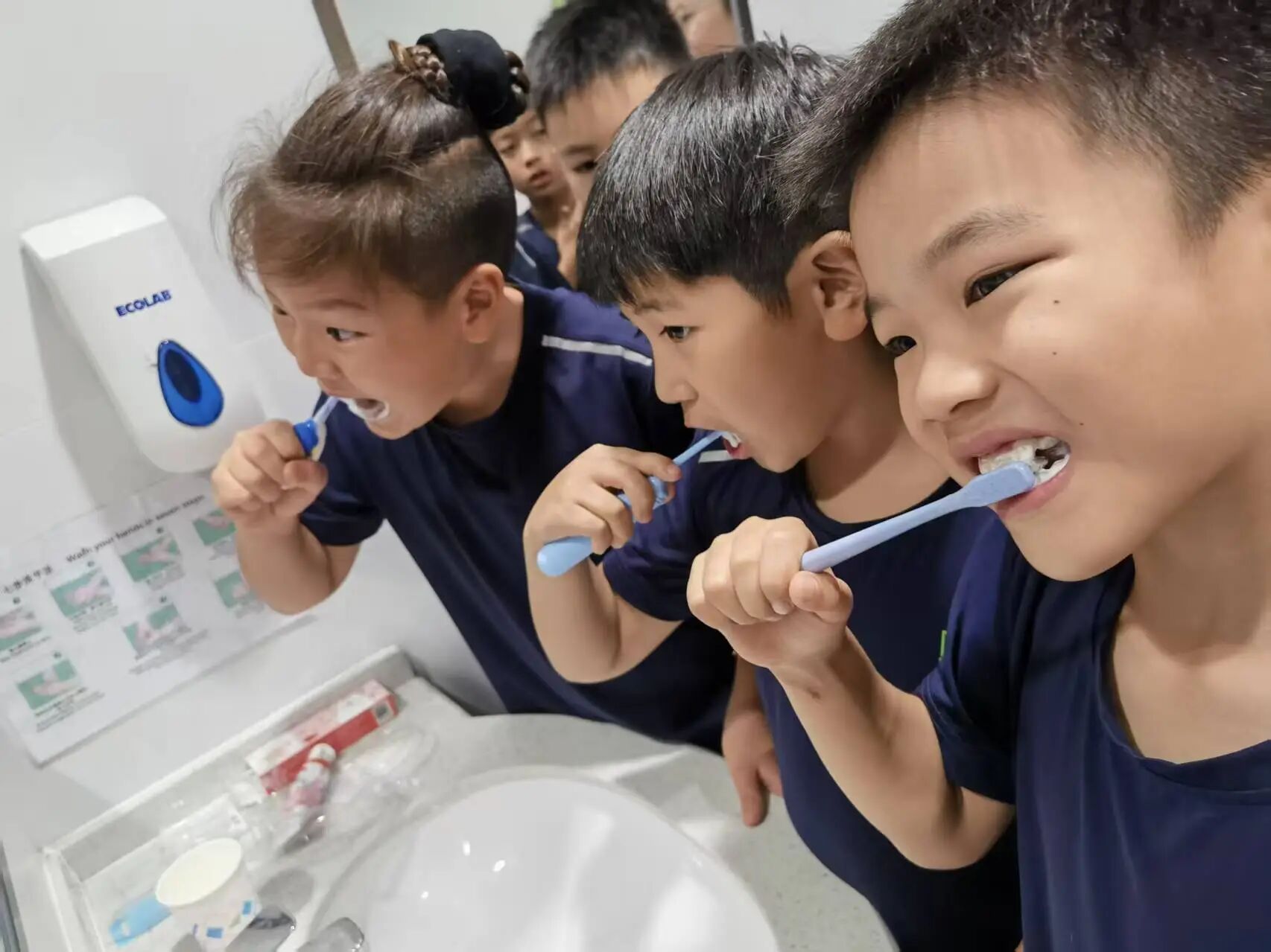 1764572514635238.jpg 微信图片_2025-12-01_145830_530.jpg