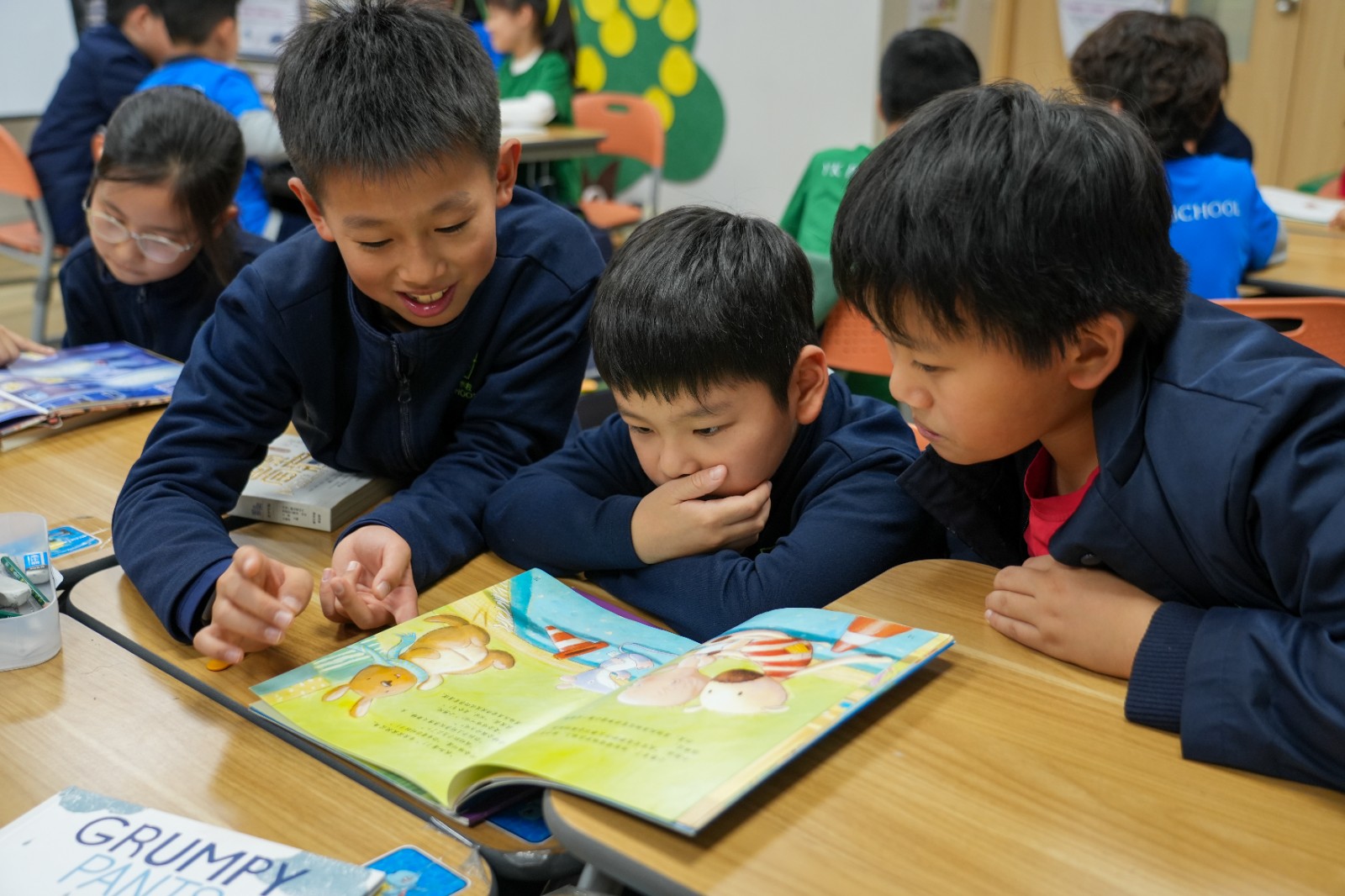 1792378828886367.jpg 封面.jpg
